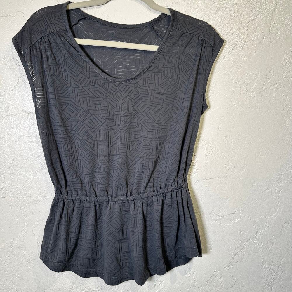 Columbia Sportswear Size Small Charcoal Gray Knit Top Scoop Neck Cap Sleeve